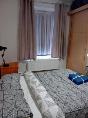Super Streatham Room